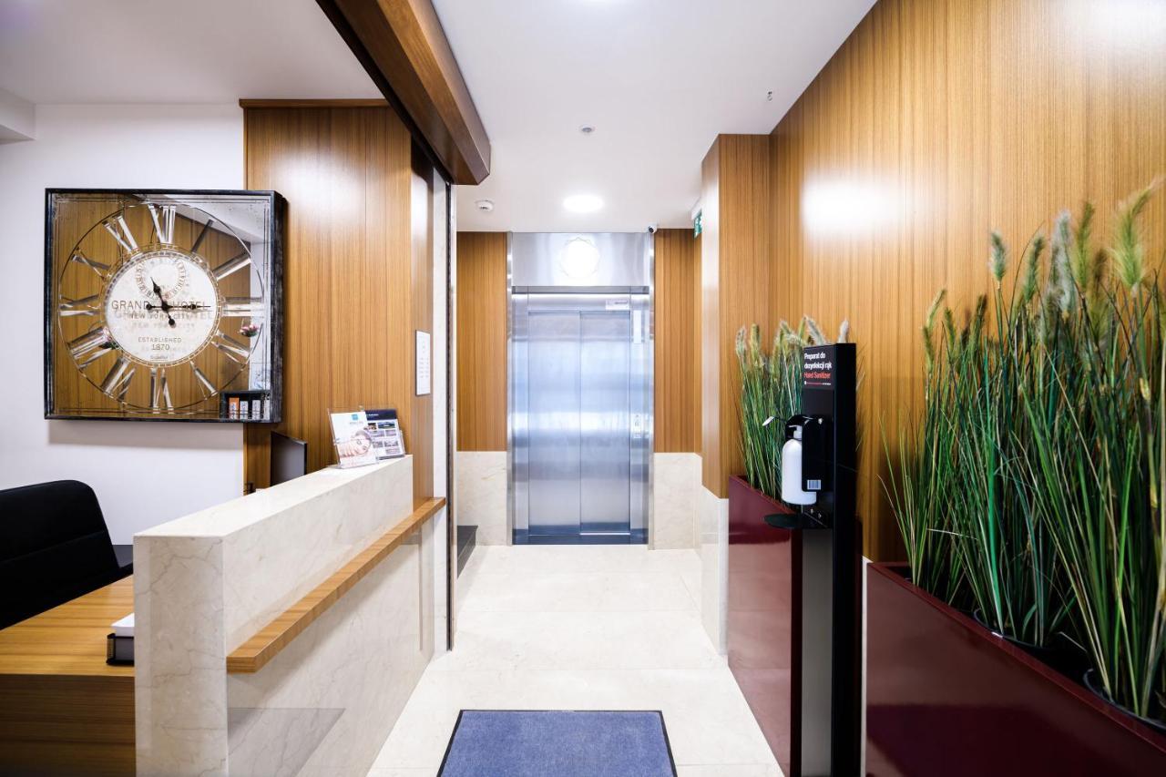 Aparthotel Inspire Miodova Residence Krakow Dış mekan fotoğraf