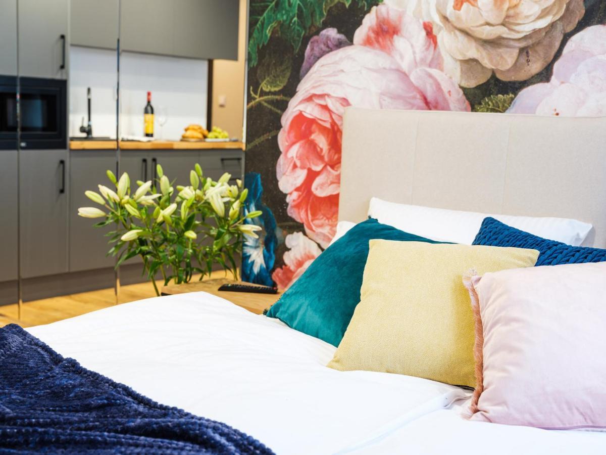 Aparthotel Inspire Miodova Residence Krakow Dış mekan fotoğraf
